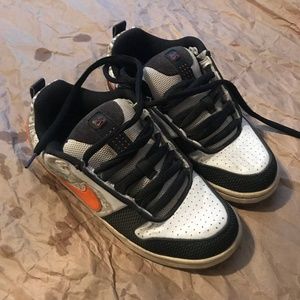 Nike 6.0 Men Sneaker (Size:7)